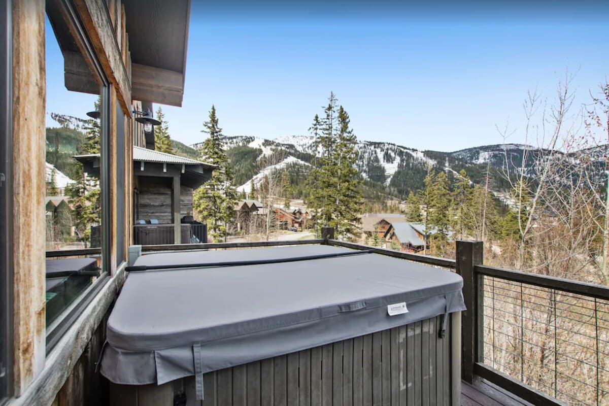 Outdoor Hot Tub Area